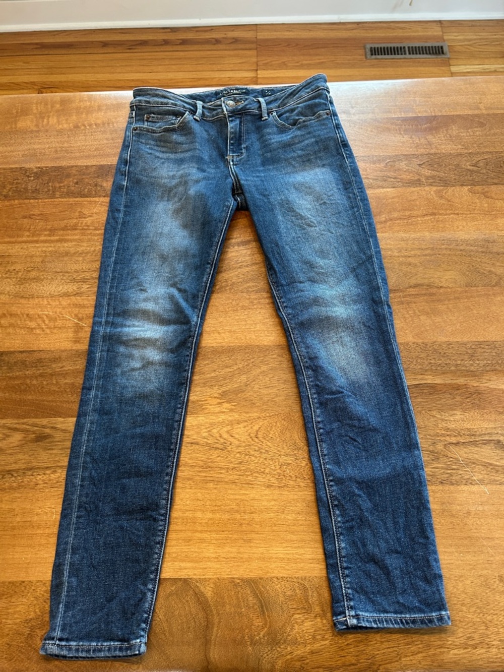 Lucky Brand Mid-Rise Skinny Jeans in Dark Blue Wash